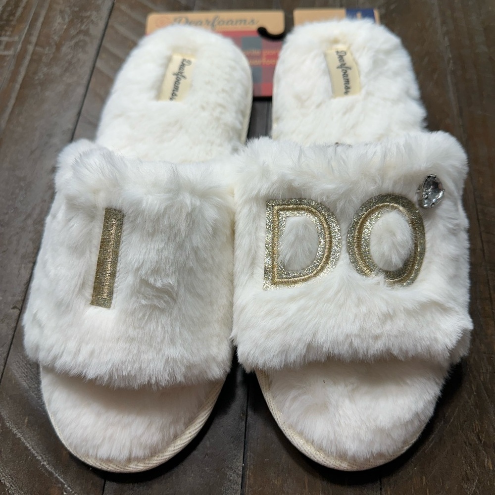 Women's White and Gold 'I Do' Slippers